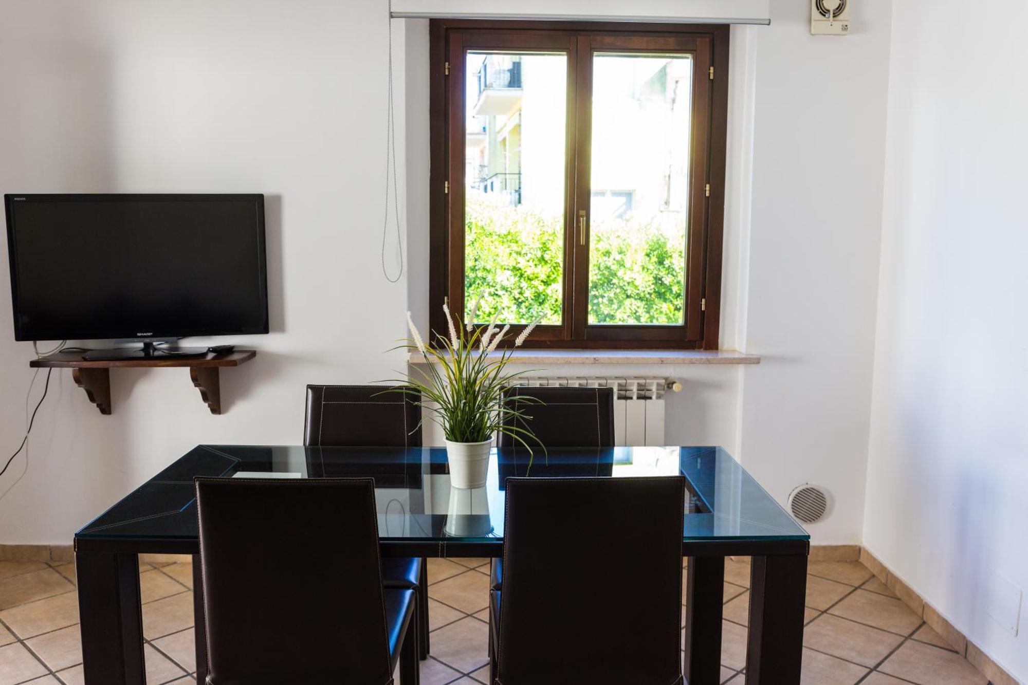 Limone - Giardino Privato & Accesso Indipendente - Hébergement de vacances