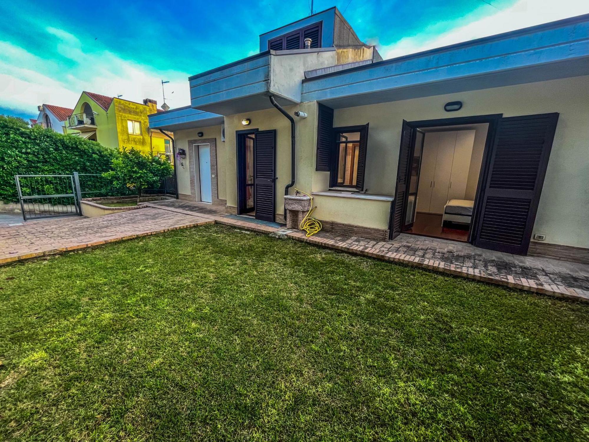 Holiday home Limone - Giardino Privato & Accesso Indipendente - *